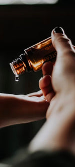 AYURVEDIC Indian Head massage  (option dry) with Kottamchukkadi Thailam herbs hot oil) and facial massage with saffron luxury cream and 10 beauty herbs- 40 mins