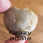Hearts Shape  Gemstone crystals 3cm/ Variants Clear quartz, Rose quartz, Rhodonite, Sodalite, Lapis Lazuli, Obsidian, Green Aventurine, Agate, Red Jasper, Bloodstone, Tiger-eye, Green-zoist, Yellow mokaite
